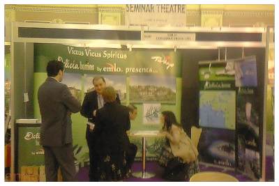 Emlo - London Alexandra Pallace Exhibition